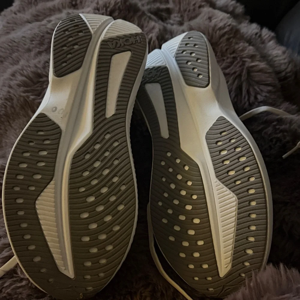 Hoka Women's Running Shoes - Cream - Picture 4 of 5